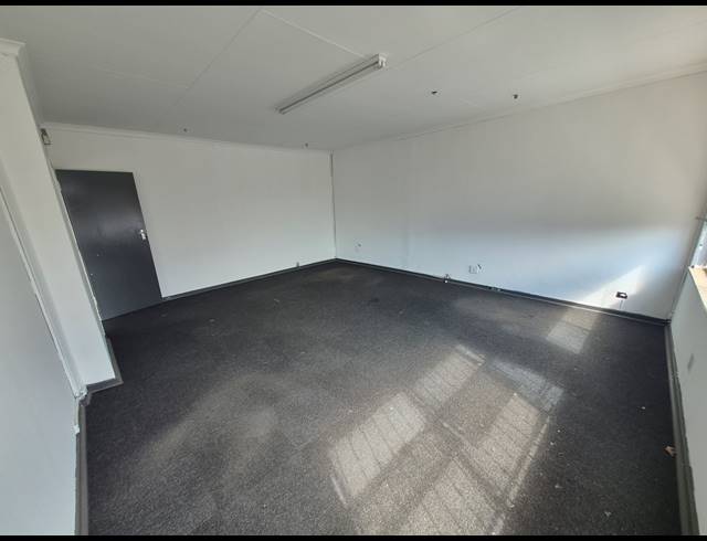 1,450M² WAREHOUSE FOR SALE IN DENVER